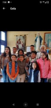Imágenes para rendir homenaje a persona finada, estas pueden variar en su contenido.