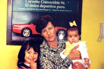 Imágenes para rendir homenaje a persona finada, estas pueden variar en su contenido.