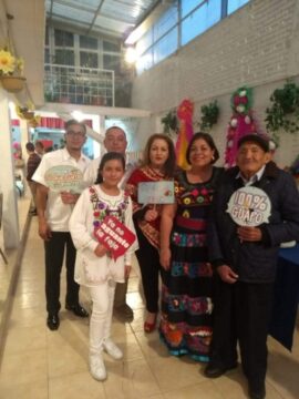 Imágenes para rendir homenaje a persona finada, estas pueden variar en su contenido.