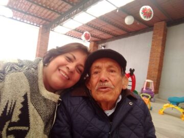 Imágenes para rendir homenaje a persona finada, estas pueden variar en su contenido.