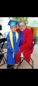 Imágenes para rendir homenaje a persona finada, estas pueden variar en su contenido.