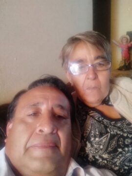 Imágenes para rendir homenaje a persona finada, estas pueden variar en su contenido.