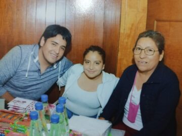 Imágenes para rendir homenaje a persona finada, estas pueden variar en su contenido.