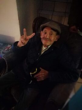 Imágenes para rendir homenaje a persona finada, estas pueden variar en su contenido.