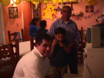 Imágenes para rendir homenaje a persona finada, estas pueden variar en su contenido.