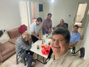 Imágenes para rendir homenaje a persona finada, estas pueden variar en su contenido.