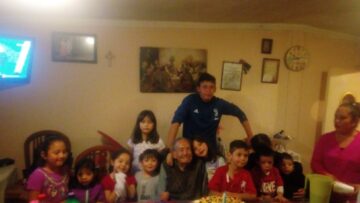 Imágenes para rendir homenaje a persona finada, estas pueden variar en su contenido.