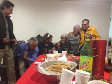 Imágenes para rendir homenaje a persona finada, estas pueden variar en su contenido.