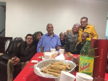 Imágenes para rendir homenaje a persona finada, estas pueden variar en su contenido.