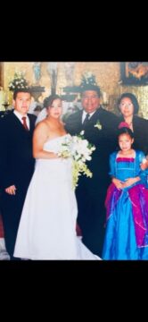 Imágenes para rendir homenaje a persona finada, estas pueden variar en su contenido.