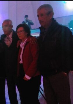 Imágenes para rendir homenaje a persona finada, estas pueden variar en su contenido.