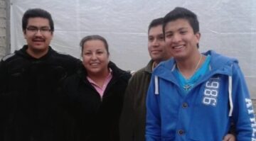 Imágenes para rendir homenaje a persona finada, estas pueden variar en su contenido.