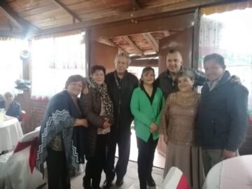 Imágenes para rendir homenaje a persona finada, estas pueden variar en su contenido.