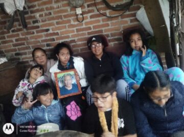 Imágenes para rendir homenaje a persona finada, estas pueden variar en su contenido.