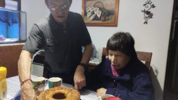 Imágenes para rendir homenaje a persona finada, estas pueden variar en su contenido.