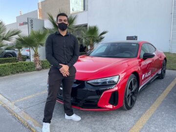 Imágenes para rendir homenaje a persona finada, estas pueden variar en su contenido.