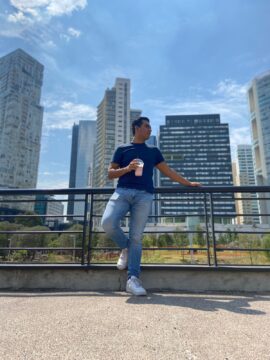 Imágenes para rendir homenaje a persona finada, estas pueden variar en su contenido.