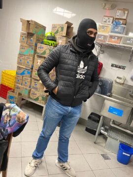 Imágenes para rendir homenaje a persona finada, estas pueden variar en su contenido.