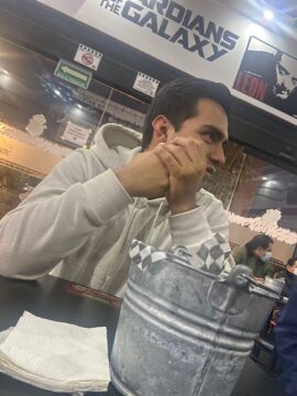 Imágenes para rendir homenaje a persona finada, estas pueden variar en su contenido.