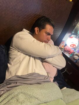 Imágenes para rendir homenaje a persona finada, estas pueden variar en su contenido.