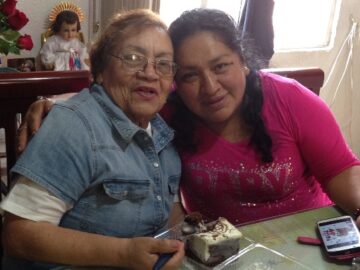 Imágenes para rendir homenaje a persona finada, estas pueden variar en su contenido.