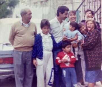 Imágenes para rendir homenaje a persona finada, estas pueden variar en su contenido.
