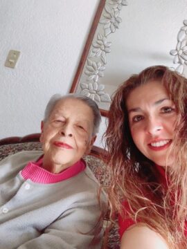 Imágenes para rendir homenaje a persona finada, estas pueden variar en su contenido.