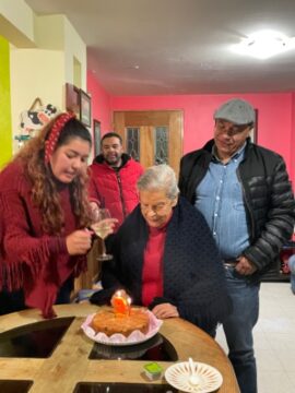 Imágenes para rendir homenaje a persona finada, estas pueden variar en su contenido.