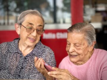 Imágenes para rendir homenaje a persona finada, estas pueden variar en su contenido.