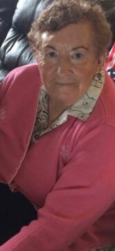 Imágenes para rendir homenaje a persona finada, estas pueden variar en su contenido.