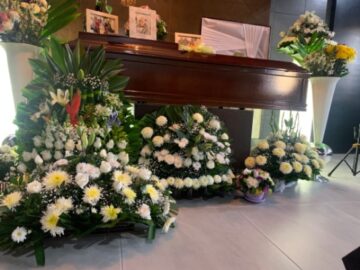 Imágenes para rendir homenaje a persona finada, estas pueden variar en su contenido.