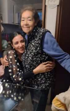 Imágenes para rendir homenaje a persona finada, estas pueden variar en su contenido.