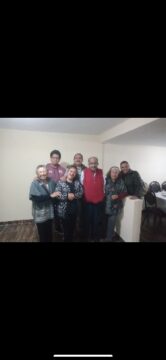 Imágenes para rendir homenaje a persona finada, estas pueden variar en su contenido.