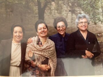 Imágenes para rendir homenaje a persona finada, estas pueden variar en su contenido.