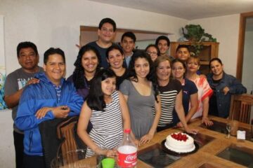 Imágenes para rendir homenaje a persona finada, estas pueden variar en su contenido.