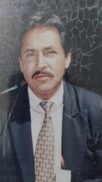 Imágenes para rendir homenaje a persona finada, estas pueden variar en su contenido.