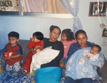Imágenes para rendir homenaje a persona finada, estas pueden variar en su contenido.