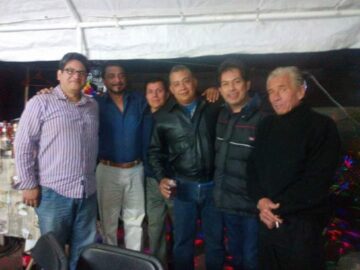 Imágenes para rendir homenaje a persona finada, estas pueden variar en su contenido.