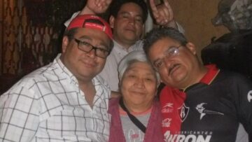 Imágenes para rendir homenaje a persona finada, estas pueden variar en su contenido.