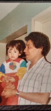 Imágenes para rendir homenaje a persona finada, estas pueden variar en su contenido.