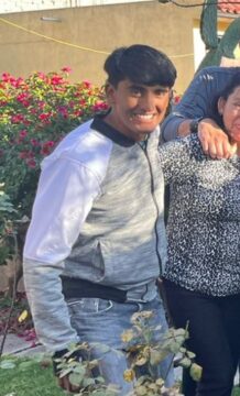 Imágenes para rendir homenaje a persona finada, estas pueden variar en su contenido.