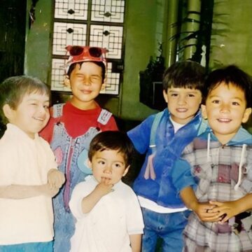 Imágenes para rendir homenaje a persona finada, estas pueden variar en su contenido.