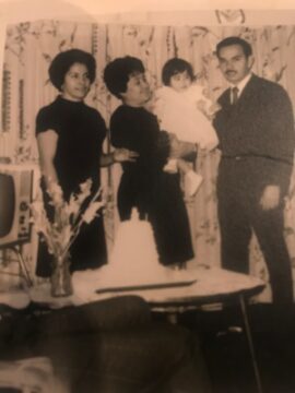 Imágenes para rendir homenaje a persona finada, estas pueden variar en su contenido.