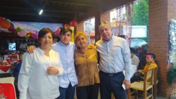 Imágenes para rendir homenaje a persona finada, estas pueden variar en su contenido.