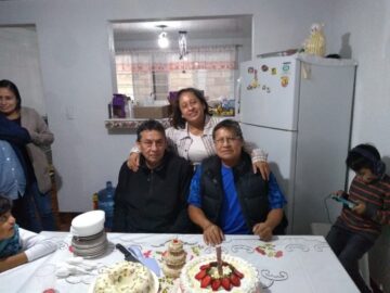 Imágenes para rendir homenaje a persona finada, estas pueden variar en su contenido.
