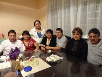 Imágenes para rendir homenaje a persona finada, estas pueden variar en su contenido.