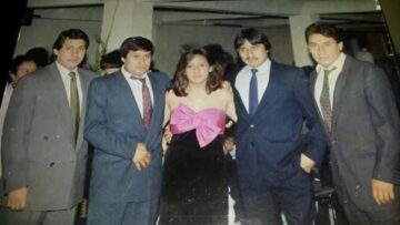 Imágenes para rendir homenaje a persona finada, estas pueden variar en su contenido.