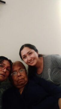Imágenes para rendir homenaje a persona finada, estas pueden variar en su contenido.