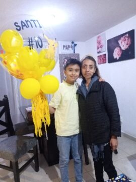 Imágenes para rendir homenaje a persona finada, estas pueden variar en su contenido.