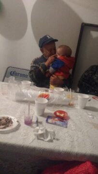 Imágenes para rendir homenaje a persona finada, estas pueden variar en su contenido.